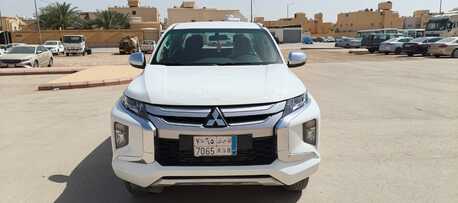Riyadh, Vehicles, Cars & Trucks , SAR 60000,  Mitsubishi L 200,  2022,  Manual,  122000 KM,  Mitsubishi L200  (Diesel)  ,