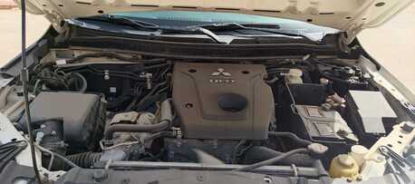 Riyadh, Vehicles, Cars & Trucks , SAR 60000,  Mitsubishi L 200,  2022,  Manual,  122000 KM,  Mitsubishi L200  (Diesel)  ,