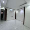 SAR 41000/year,  3 BR,  Family Apartment Large Size With Kitchen AC Installed Well Maintain House