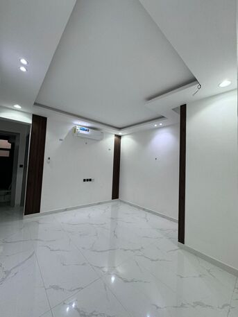 Al Rawdah, Apartments, Flats, Houses & Villas, SAR 41000/year,  3 BR,  Family Apartment Large Size With Kitchen AC Installed Well Maintain House