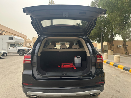 Al Olaya, Vehicles, Cars & Trucks , SAR 40000,  MG RX5,  2019,  Automatic,  95800 KM,   2.0T  Model - Excellent Condition - Urgent Sale