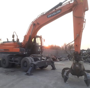 Riyadh, Jobs, Excavator Driver