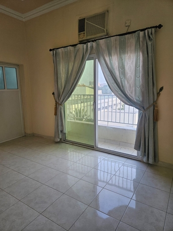 Manama, Apartments, Flats, Houses & Villas, BHD 200/month,  2 BR,  2bhk 200bd With Ac Ewa 30bd Limited Near Police Station Gudabiya