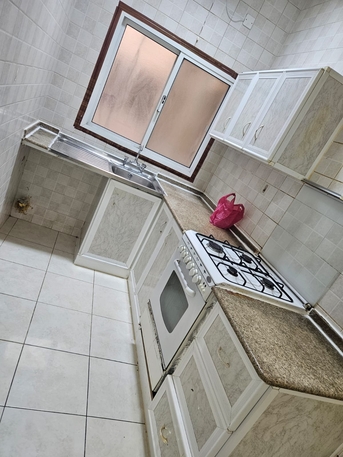 Manama, Apartments, Flats, Houses & Villas, BHD 200/month,  2 BR,  2bhk 200bd With Ac Ewa 30bd Limited Near Police Station Gudabiya