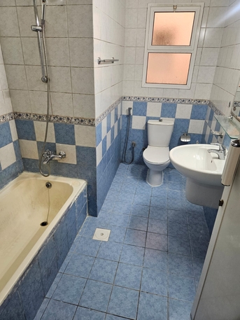 Manama, Apartments, Flats, Houses & Villas, BHD 200/month,  2 BR,  2bhk 200bd With Ac Ewa 30bd Limited Near Police Station Gudabiya