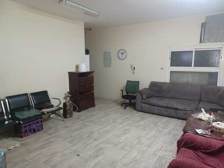 Al Jubail Al Balad, Rooms for Rent, SAR 1200/month,  Furnished,  1 Room Available In A Spacious 2-bedroom Flat. Ideal For Executive Bachelors.