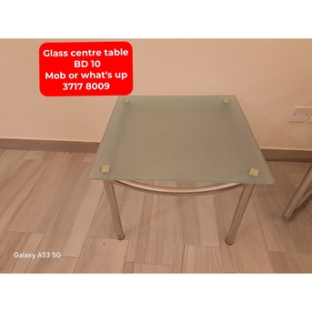 Manama, Furniture, BHD 10,  🌍🌏Glass Centre Table In Good Condition For Sale With Delivery