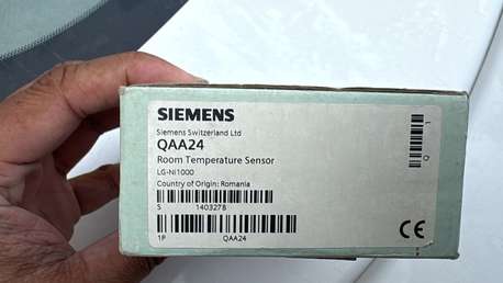 Riyadh, Electronics, SAR 1700,  Siemens Thermostat And Temperature Sensor