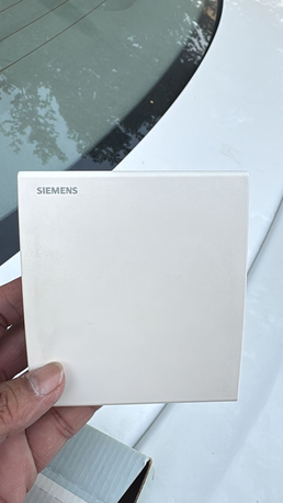 Riyadh, Electronics, SAR 1700,  Siemens Thermostat And Temperature Sensor