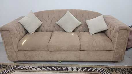 Al Jaradiyah, Household Items, SAR 500,  King Size Bed, Dressing Table, Site Table, Sofa Set.