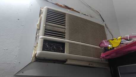 Riyadh, Air Conditioners, Split Ac, Window Ac 2 Ton, Window Ac, Freezer, Fridge, Grinder, Almara, Tv And Stove