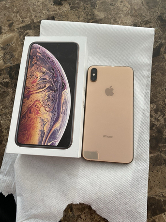 Dammam, Electronics, SAR 600,  IPhone XS 64GB (Rose Gold) For Sale