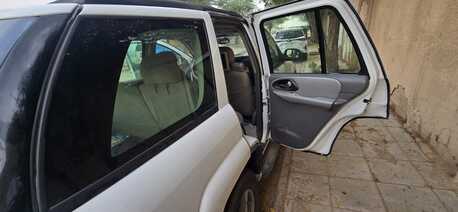 Riyadh, Vehicles, Cars & Trucks , SAR 8000,  TRIALBLAZER, CHEVERLET,  2006,  Automatic,  250000 KM,  Good Condition, 5 Seater