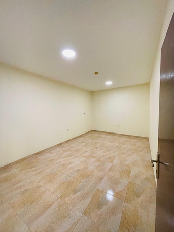 Jubail, Apartments, Flats, Houses & Villas, 2 BR,  2BHK UNFURNISHED APARTMENT AVAILABLE FOR EXECUTIVE BACHELORS