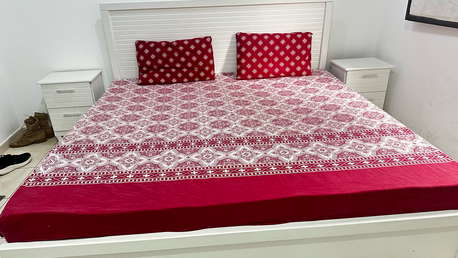Riyadh, Furniture, SAR 1400,  King Size Bedset White For Sale