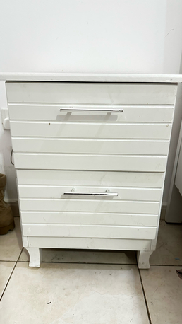 Riyadh, Furniture, SAR 1400,  King Size Bedset White For Sale