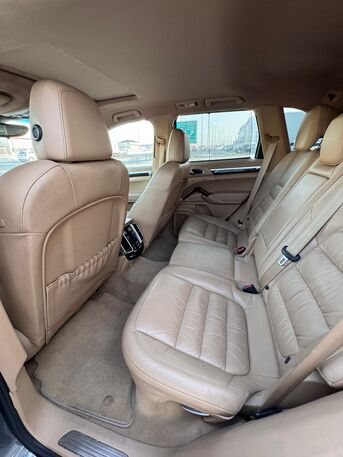 Manama, Vehicles, Cars & Trucks , BHD 3200,  Porsche Cayenne S,  2012,  Automatic,  177500 KM,    (Grey)