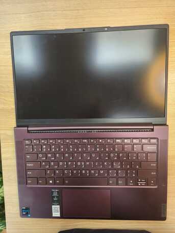 Riyadh, Computers, SAR 1599,  Lenovo Thinkpad Yoga Slim7  I5 11th Gen Ram/8GB SSD/256GB