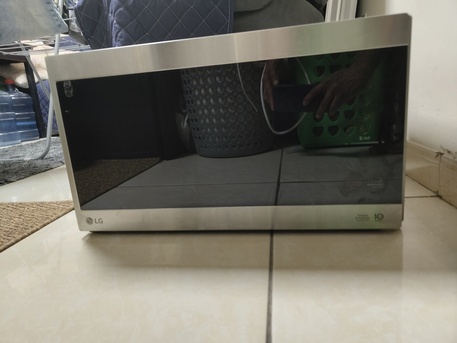 Khobar, Appliances, SAR 450,  LG 42 LTRs Microwave In Excellent Condition