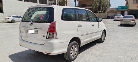 Manama, Vehicles, Cars & Trucks , BHD 2100,  Toyota Innova,  2010,  Automatic,  335000 KM,  Excellent Running Condition - Urgent Sale !!