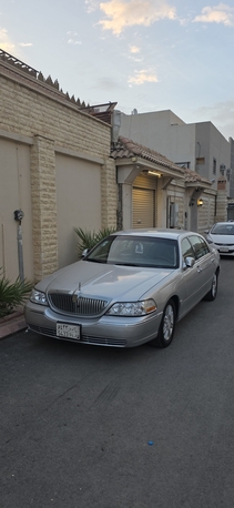 Al Suwaidi, Vehicles, Cars & Trucks , SAR 12000,  Lincoln Town Car,  2004,  Automatic,  212 KM,