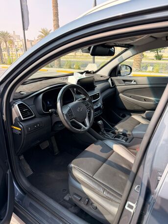 Qatif, Vehicles, Cars & Trucks , SAR 52000,  Hyundai Tucson,  2019,  Automatic,  165000 KM,  Tucson Diesel 2.0L  Model 175,000 Km Smart Entry Keyless Entry Push-button Start Apple