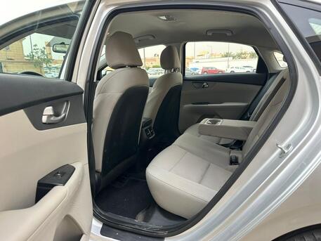 Riyadh, Vehicles, Cars & Trucks , SAR 36000,  Kia Cerato,  2021,  Automatic,  246000 KM,    Standard Option For Sale (2nd Owner) New Shape