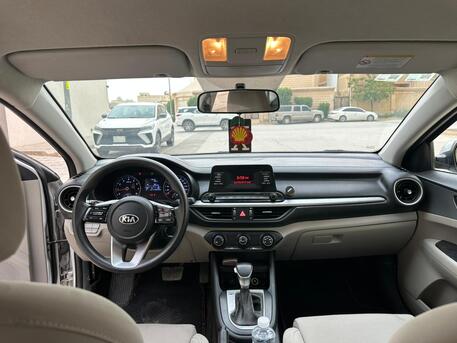 Riyadh, Vehicles, Cars & Trucks , SAR 36000,  Kia Cerato,  2021,  Automatic,  246000 KM,    Standard Option For Sale (2nd Owner) New Shape