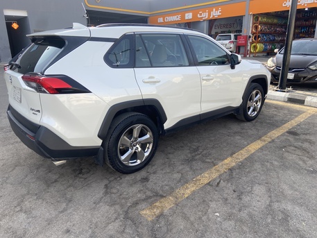 Jeddah, Travel, TOYOTA RAV4 RENT THREE OR FOUR MONTHS
