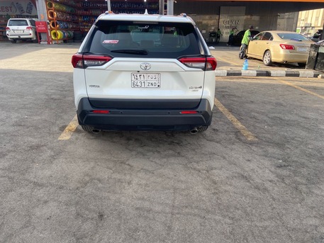 Jeddah, Travel, TOYOTA RAV4 RENT THREE OR FOUR MONTHS