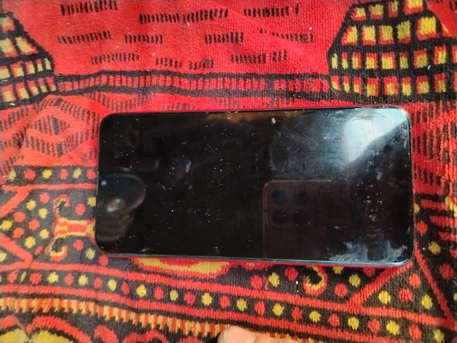 Al Barsha, Mobile Phones, AED 200,  Oppo A5 4G Andorid Phone Damaged Display