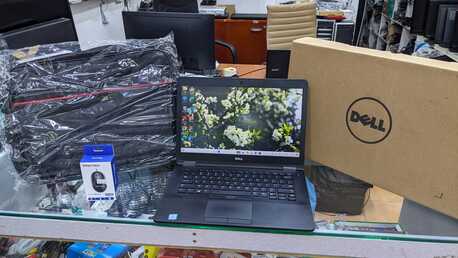 Manama, Computers, BHD 88,  Dell Business Laptop Core I7 RAM 8GB SSD 256GB 14" MS Teams,Zoom Install FREE Bag & Mouse