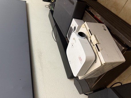 Jeddah, Electronics, SAR 700,  LG Mini Beam Projector For Sale