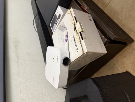 Jeddah, Electronics, SAR 700,  LG Mini Beam Projector For Sale