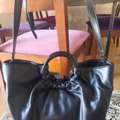 BHD 14, DKNY Eden Women's Handbag In EXCELLENT Condition