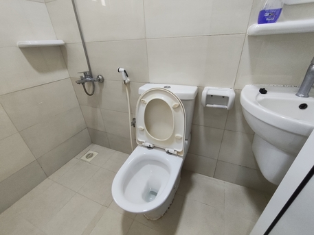 Manama, Apartments, Flats, Houses & Villas, BHD 170/year,  1 BR,  Isatown:- Furnished Studio Flat On Rent With Ewa..