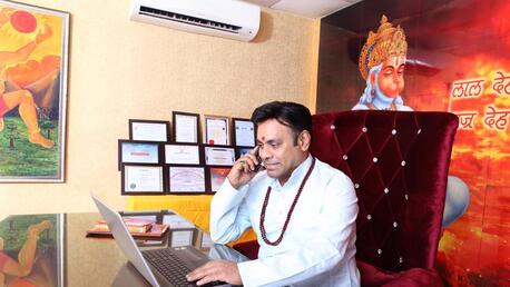 Noida, Business, Know Your Promotion Timing With Kundli Insights