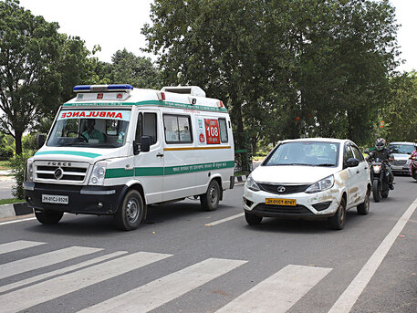 Lucknow, Health, Ambulance In Lucknow