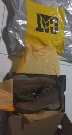 Riyadh, Clothing & Accessories, SAR 170,  Sr170 New Cat Safety Shoes Size 44 For Sale