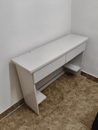 Al Maathar, Furniture, SAR 50,  Dressing Table / Study Desk For Sale &ndash; Good Condition