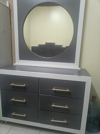 Dammam, Furniture, SAR 1200,  Excellect Bed And Dreasing Table