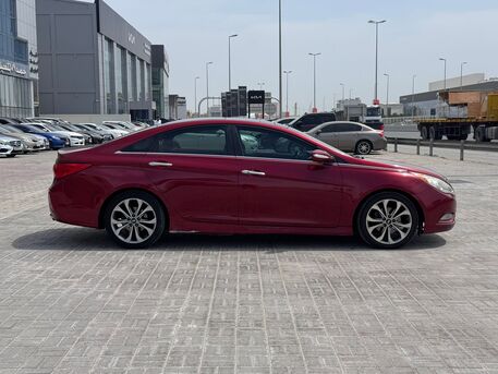 Manama, Vehicles, Cars & Trucks , BHD 1750,  Hyundai Sonata,  2014,  Automatic,  166200 KM,    (Red)