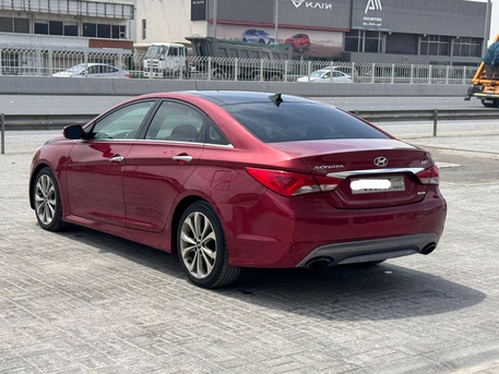 Manama, Vehicles, Cars & Trucks , BHD 1750,  Hyundai Sonata,  2014,  Automatic,  166200 KM,    (Red)