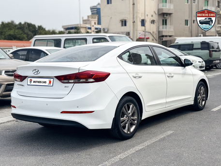 Manama, Vehicles, Cars & Trucks , BHD 3200,  Hyundai Elantra,  2017,  Automatic,  168700 KM,