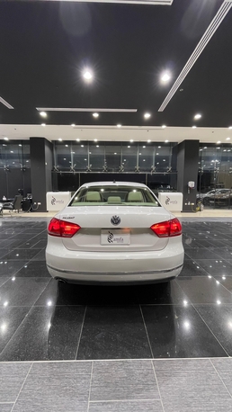 Sanabis, Vehicles, Cars & Trucks , BHD 2700,  Volkswagen Passat,  2013,  Automatic,  161000 KM,   Model