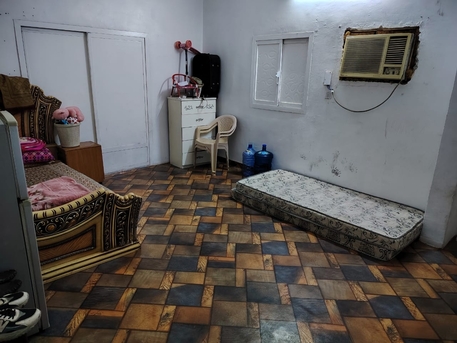 Yanbu, Apartments, Flats, Houses & Villas, SAR 650/month,  2 BR,  Dear I Am Offering Fully Furnished Flat For Rent Including 2 Rooms, Kitchen,washroom Near