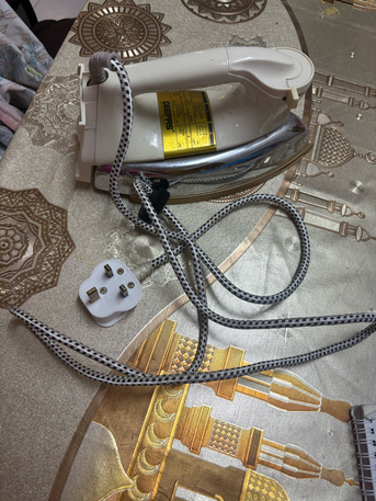 Riyadh, Appliances, SAR 25,  Iron For Sale