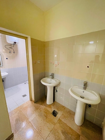 Jubail, Apartments, Flats, Houses & Villas, 2 BR,  2BHK UNFURNISHED APARTMENT AVAILABLE FOR EXECUTIVE BACHELORS