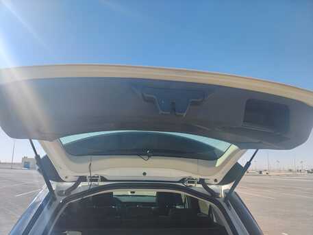 Riyadh, Vehicles, Cars & Trucks , SAR 40000,  Land Rover Discovery Sport 2.0L Si4 - 2016 - 4 Cylinders,  2016,  Automatic,  110 KM,  Land Rover Discovery Sports (4 Cylinders)