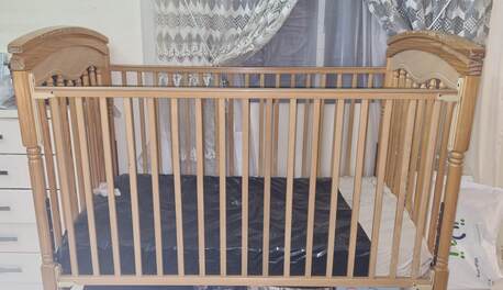 Jeddah, Baby & Kid Stuff, SAR 200,  URGENT SELL!!!! JUNIORS BABY CRIB